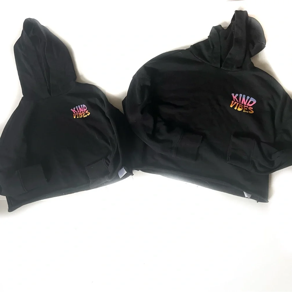Old Navy Black Kind Vibes Sister/Friends Matching Cropped Hoodies - S & …